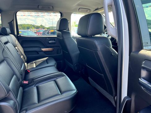 Used 2019 Chevrolet Silverado 2500 LTZ w/ Duramax Plus Package image 25