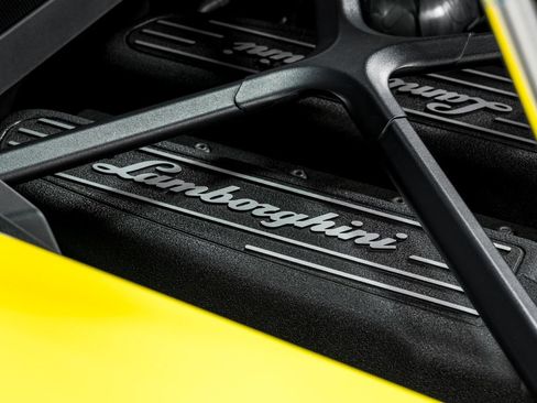 Used 2022 Lamborghini Huracan EVO AWD/4WD image 56