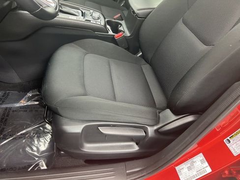 Used 2022 MAZDA CX-5 AWD 2.5 S w/ Preferred Package image 15
