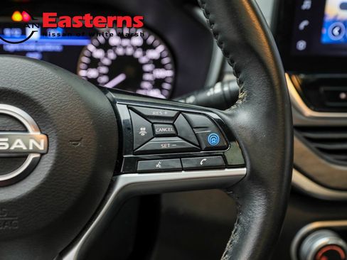 Used 2023 Nissan Altima 2.5 SV w/ SV Premium Package image 22