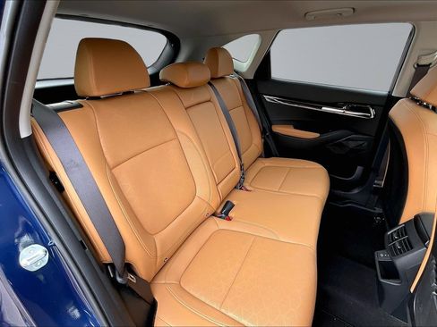 Used 2024 Kia Seltos EX AWD/4WD image 28
