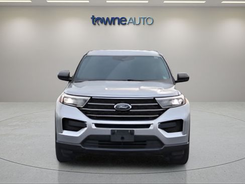 Used 2022 Ford Explorer XLT AWD/4WD image 8
