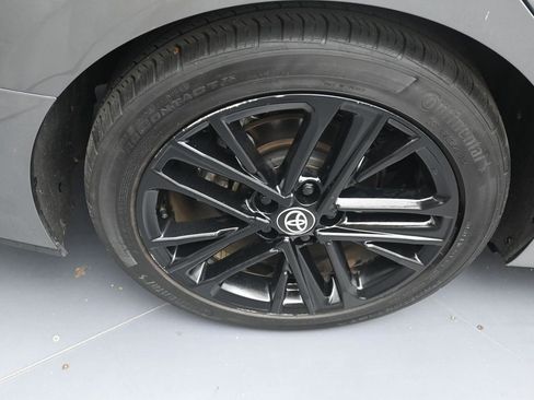 Used 2025 Toyota Camry SE image 24