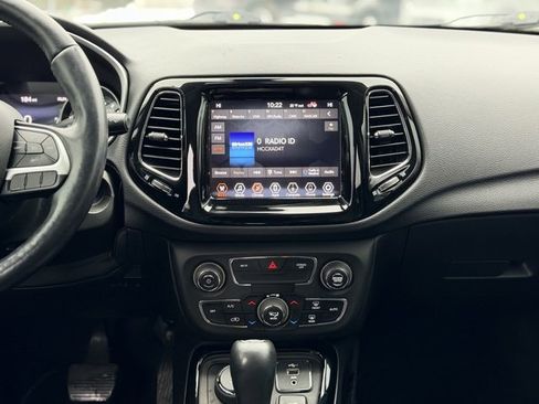 Used 2020 Jeep Compass Limited image 22