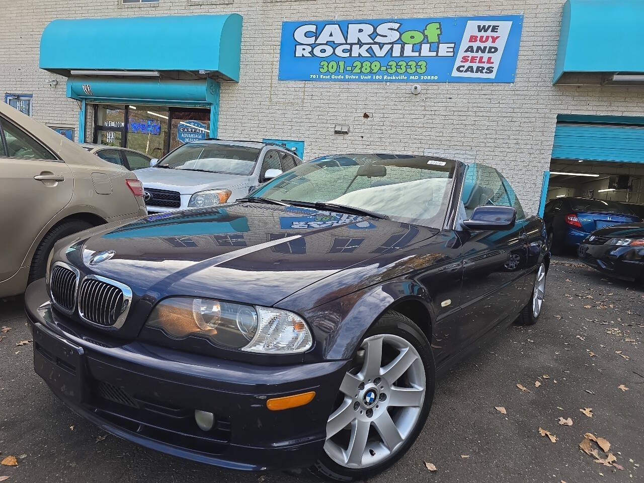 Used 2002 BMW 325Ci Convertible RWD image 2
