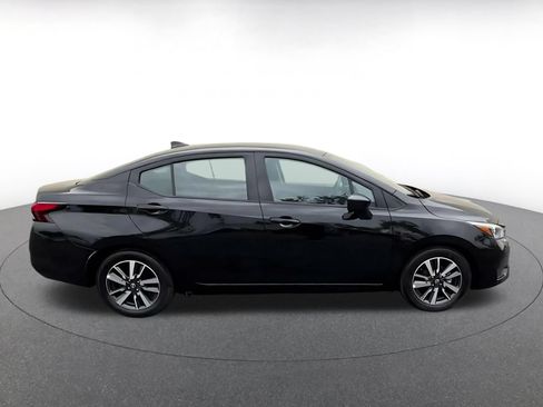 Used 2025 Nissan Versa SV FWD image 13