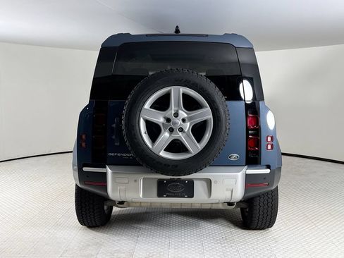 Used 2020 Land Rover Defender 110 SE AWD/4WD image 4