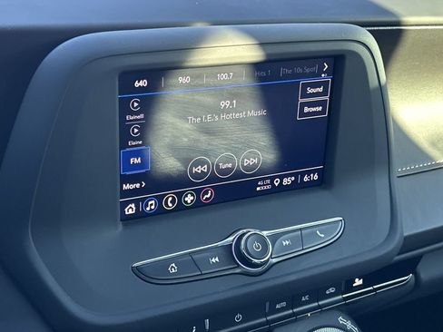 Used 2023 Chevrolet Camaro LT RWD image 11
