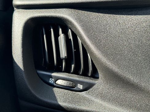 Used 2021 RAM ProMaster City Tradesman image 21