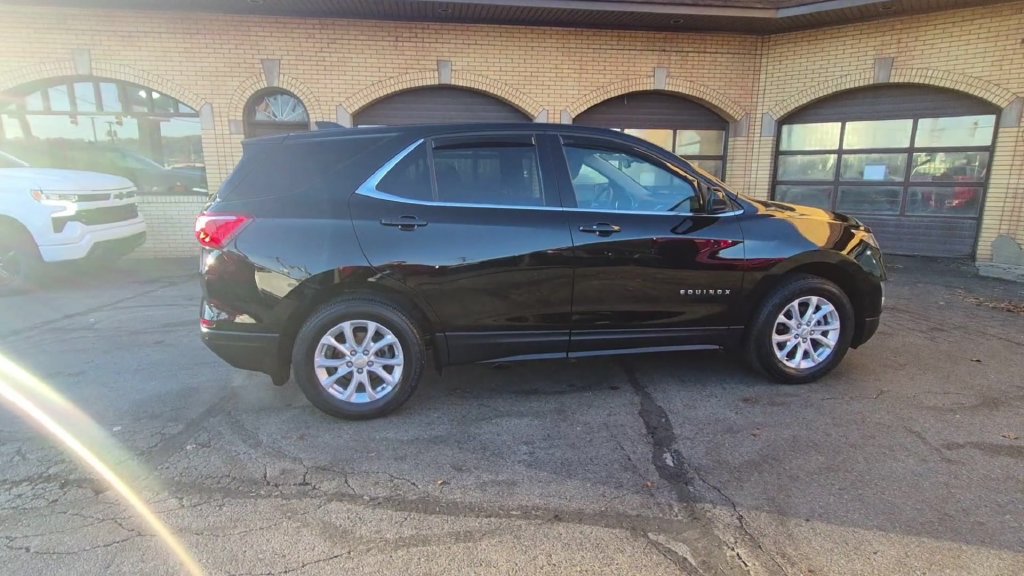 Used 2020 Chevrolet Equinox LT AWD/4WD image 2