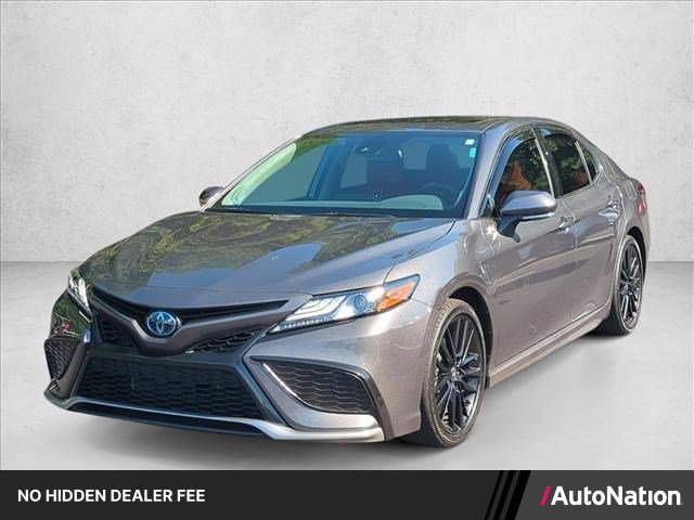 Used 2024 Toyota Camry XSE w/ Navigation Package FWD image 1