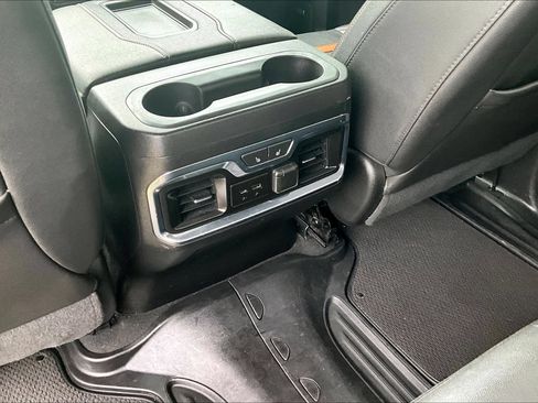 Used 2022 GMC Sierra 2500 AT4 w/ AT4 Premium Plus Package AWD/4WD image 11
