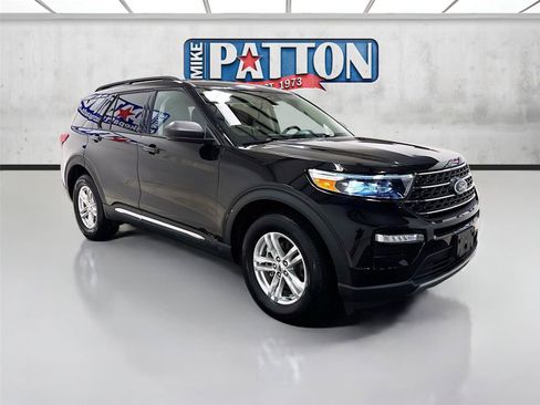 Used 2023 Ford Explorer XLT w/ Equipment Group 202A AWD/4WD image 1