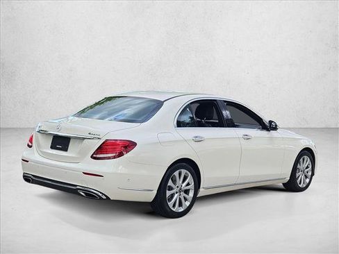 Used 2020 Mercedes-Benz E 450 4MATIC Sedan image 5