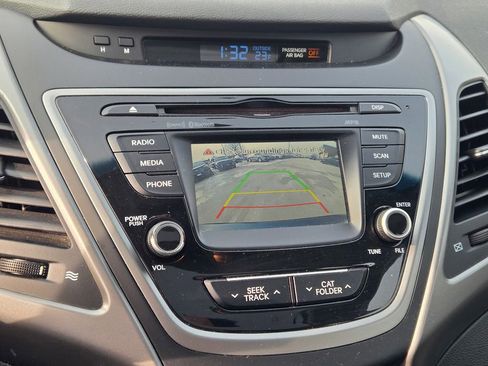 Used 2016 Hyundai Elantra Value Edition image 31