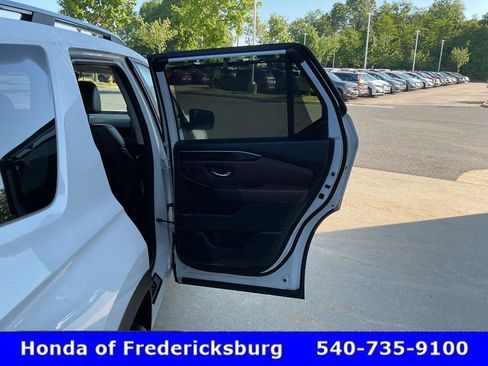 Certified 2023 Honda Pilot Elite image 23