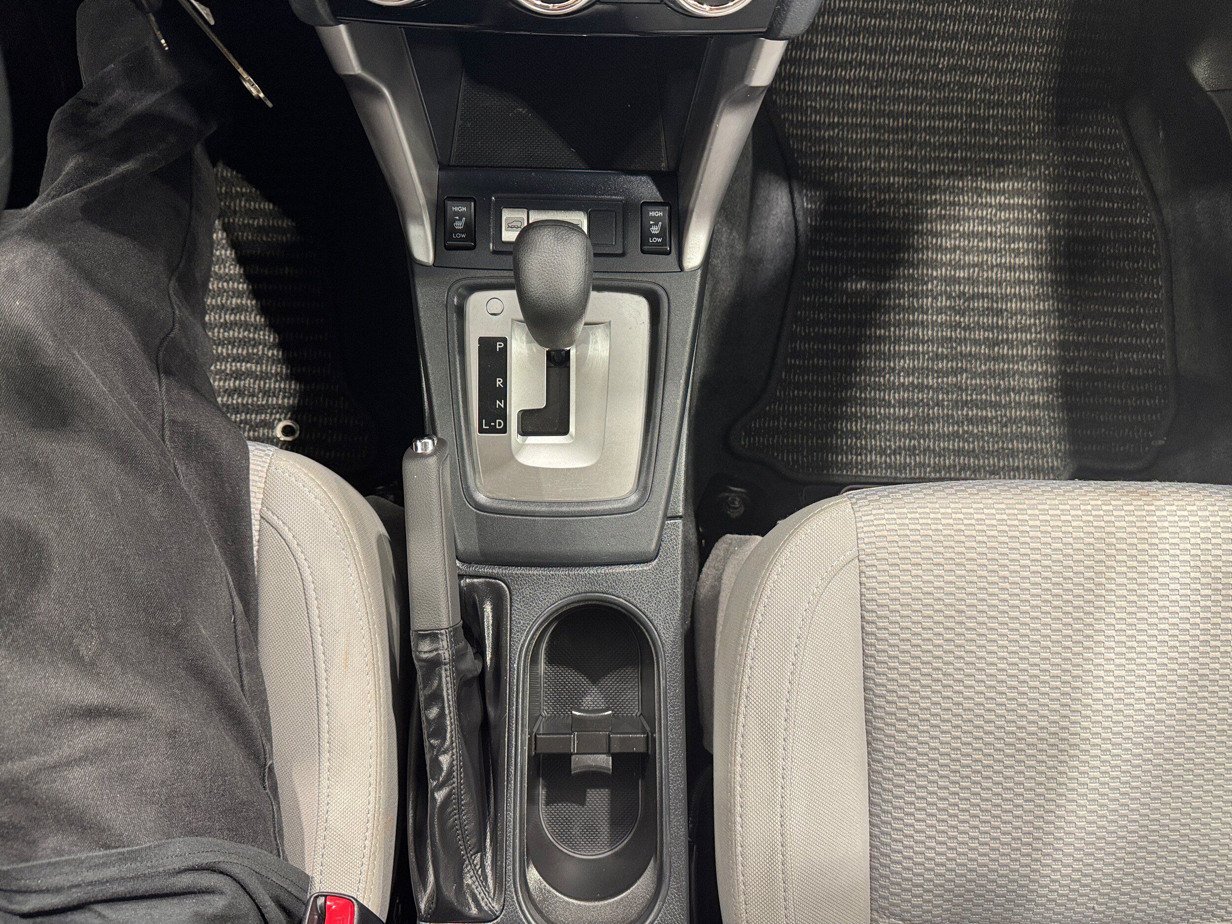 Used 2017 Subaru Forester 2.5i Premium w/ All-Weather Package AWD/4WD image 18