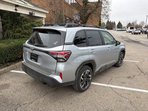 Used 2025 Subaru Forester Limited w/ Popular Package #2 image 21