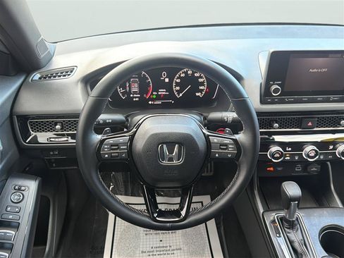Used 2024 Honda Civic Sport image 19