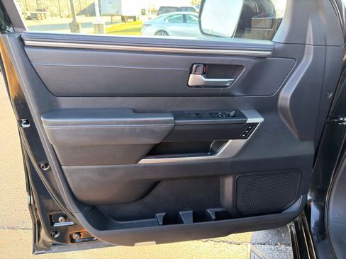 Used 2023 Toyota Tundra Platinum image 11