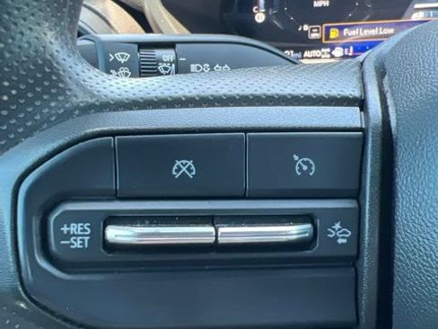 Used 2024 Chevrolet Colorado Trail Boss w/ Technology Package AWD/4WD image 11