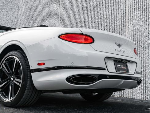 Used 2020 Bentley Continental GT AWD/4WD image 27