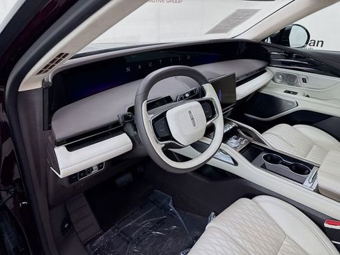 Used 2024 Lincoln Nautilus Black Label w/ Jet Appearance Package (87T) image 9