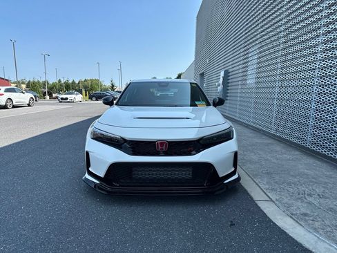 Used 2026 Honda Civic Type R image 5