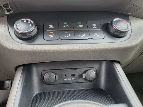 Used 2011 Kia Sportage LX FWD image 26