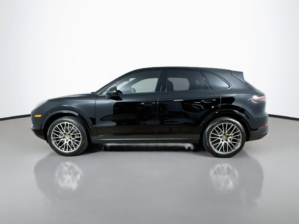Used 2023 Porsche Cayenne AWD/4WD image 4