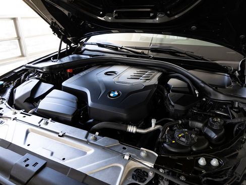 Used 2023 BMW 330i Sedan w/ Parking Assistance Package RWD image 32