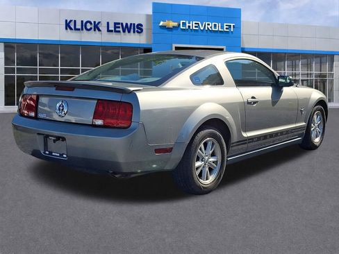 Used 2009 Ford Mustang Coupe RWD image 8