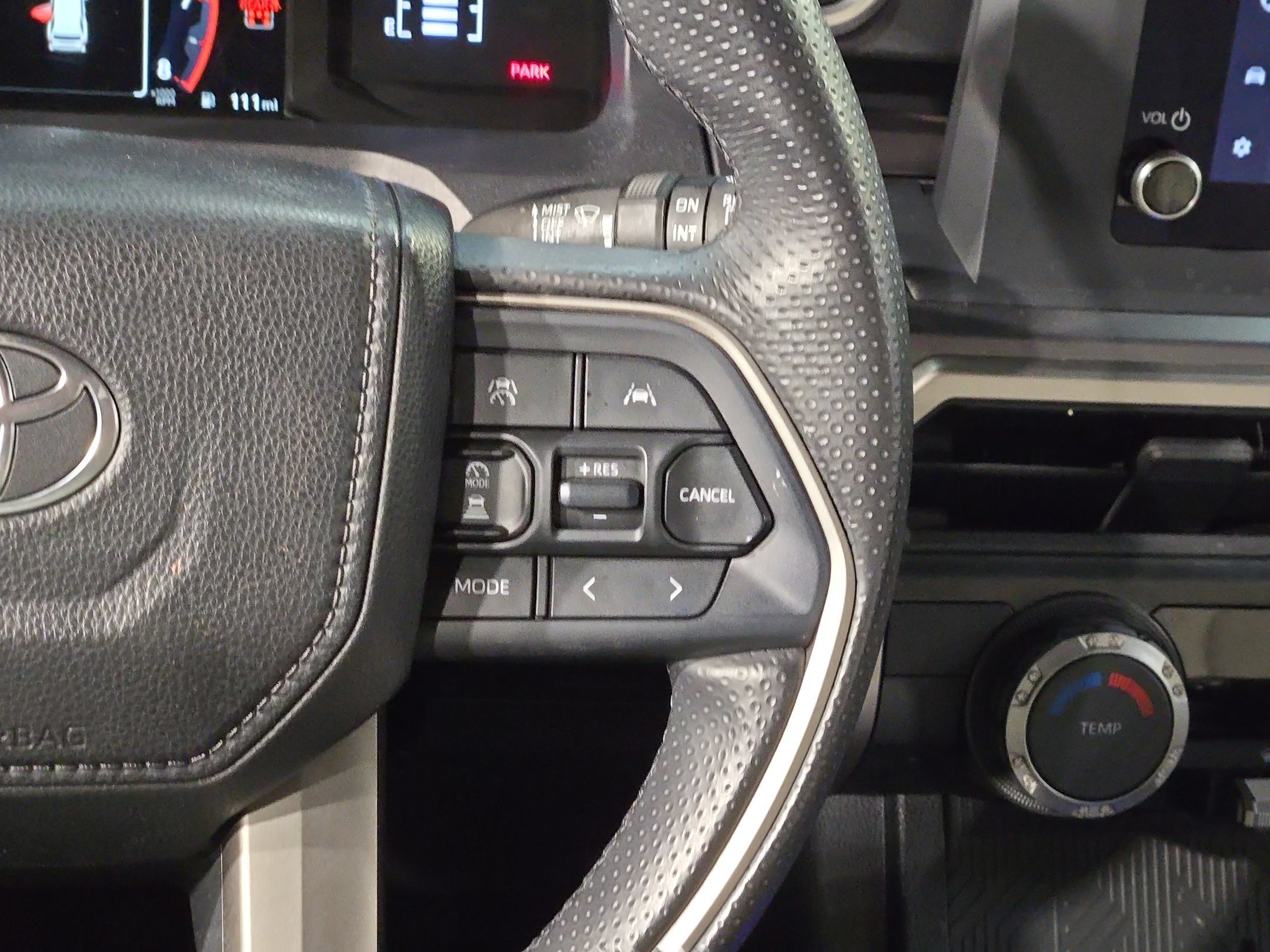 Certified 2025 Toyota 4Runner SR5 AWD/4WD image 28