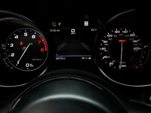 Used 2022 Alfa Romeo Stelvio Quadrifoglio w/ Active Assist Plus Package image 36