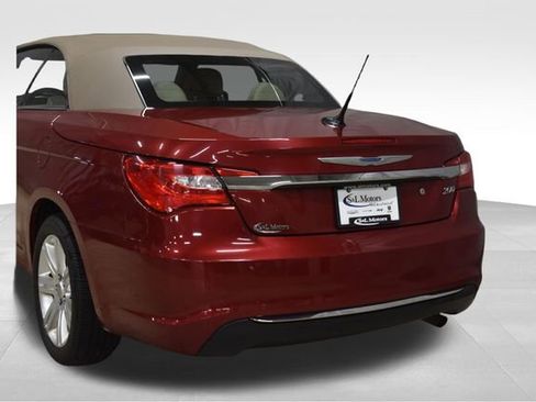 Used 2012 Chrysler 200 Touring w/ Cold Weather Group image 9