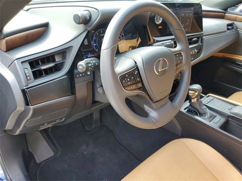 Used 2022 Lexus ES 350 w/ Premium Package image 18