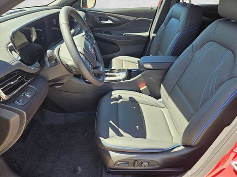 New 2026 Buick Envista Sport Touring w/ Convenience I Package FWD image 4