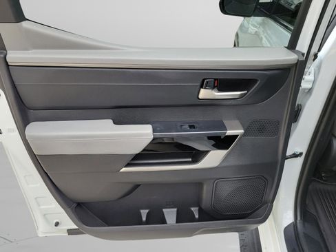 Used 2024 Toyota Tundra Limited image 26