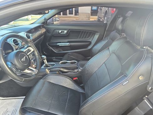 Used 2020 Ford Mustang GT Premium image 12