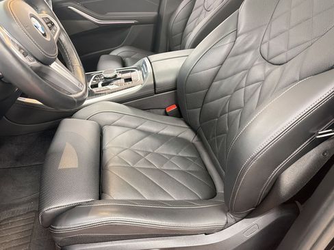 Used 2024 BMW X5 xDrive40i w/ M Sport Package image 13