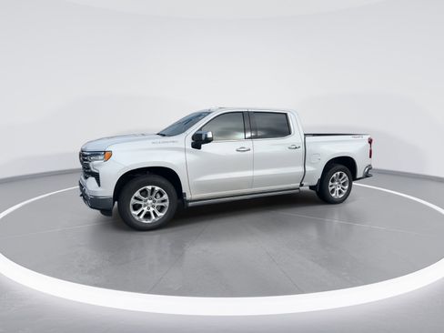 Used 2022 Chevrolet Silverado 1500 LTZ w/ LTZ Premium Package image 5