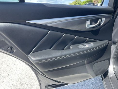 Used 2014 INFINITI Q50 Premium w/ Navigation Package RWD image 19