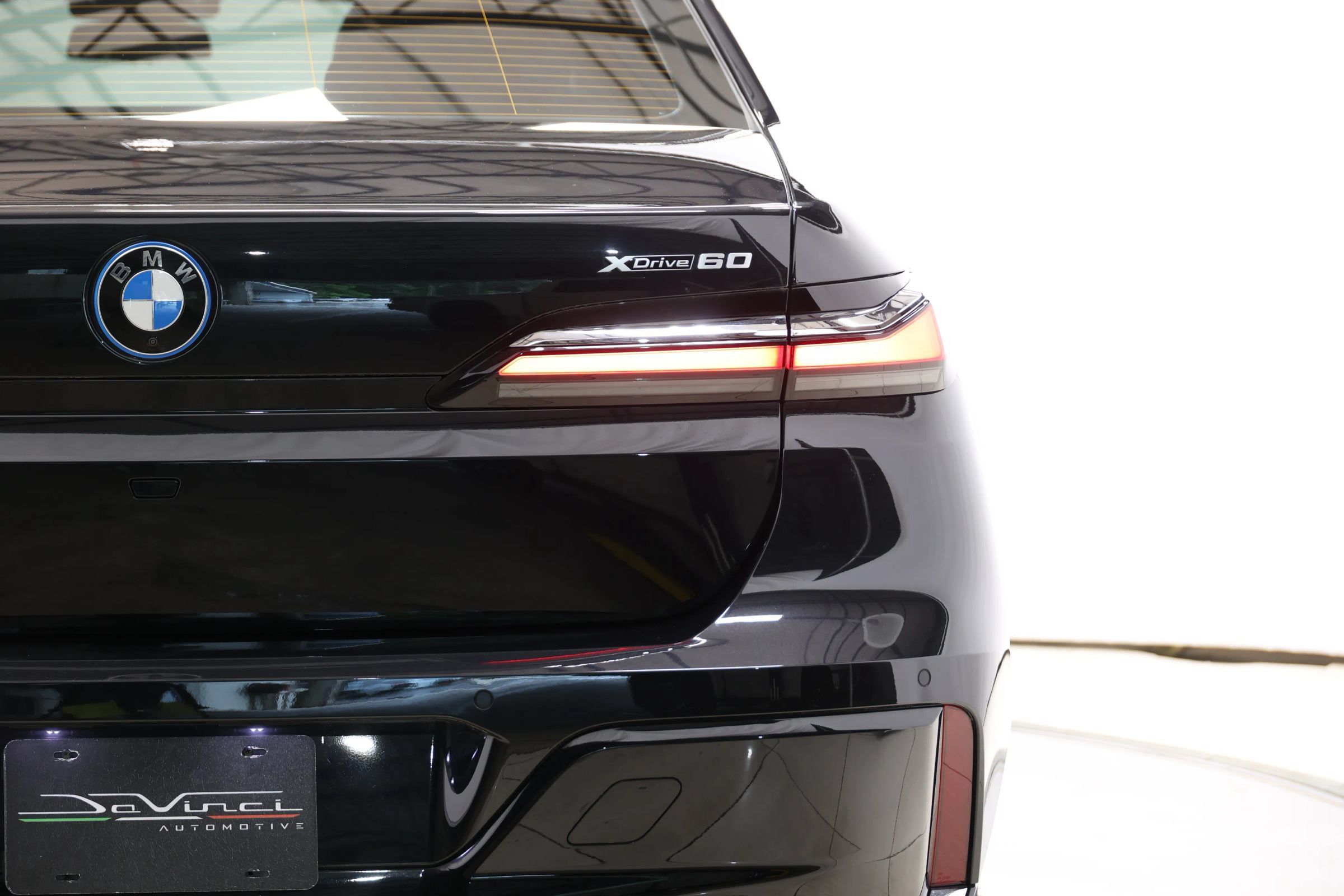 Used 2023 BMW i7 xDrive60 w/ Executive Package 2 AWD/4WD image 69