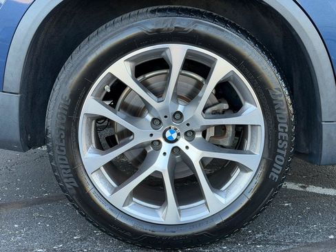 Used 2019 BMW X5 xDrive50i w/ Premium Package 2 AWD/4WD image 36