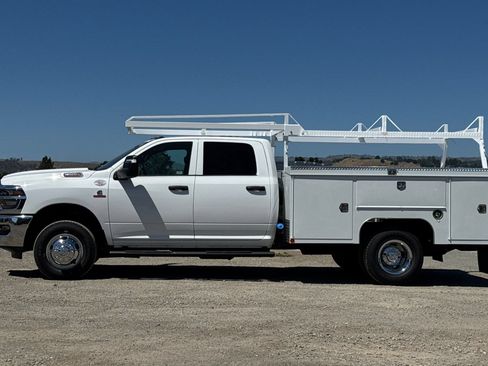 New 2026 RAM 3500 Tradesman w/ Chrome Appearance Group A AWD/4WD image 7