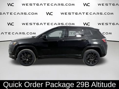 Used 2023 Jeep Compass Altitude image 5