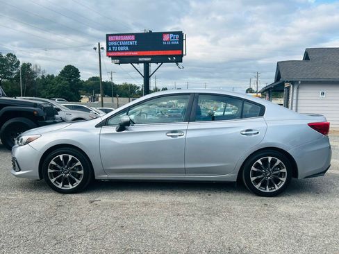 Used 2021 Subaru Impreza 2.0i Limited image 3