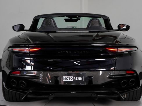 Used 2022 Aston Martin DBS Superleggera Volante RWD image 8