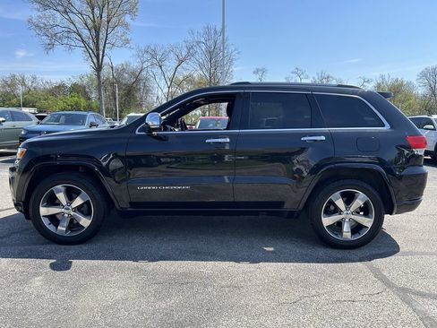 Used 2016 Jeep Grand Cherokee Overland AWD/4WD image 4
