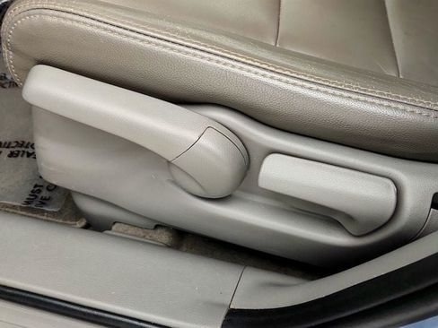 Used 2009 Honda CR-V LX image 11